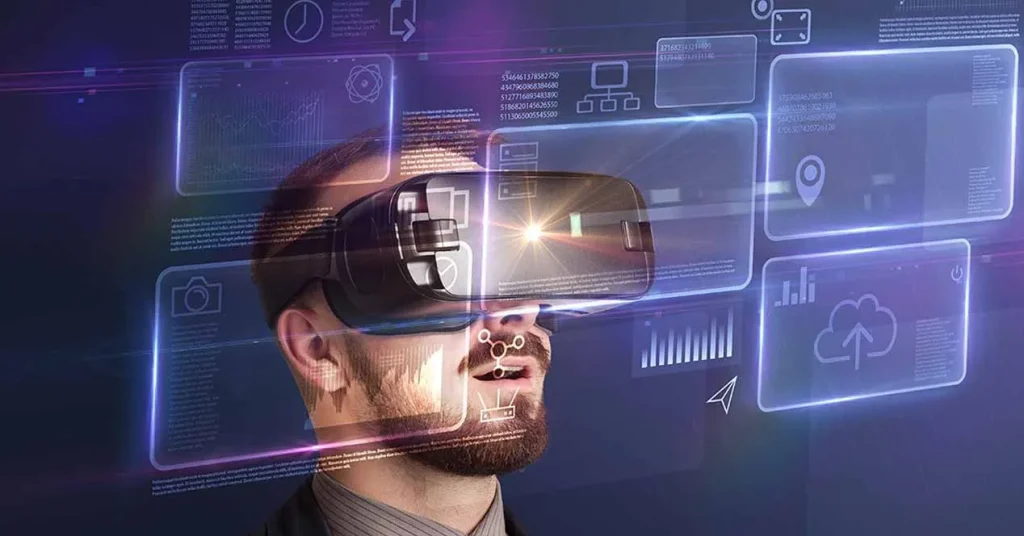 Hombre con gafas de realidad virtual interactuando con interfaz holográfica.