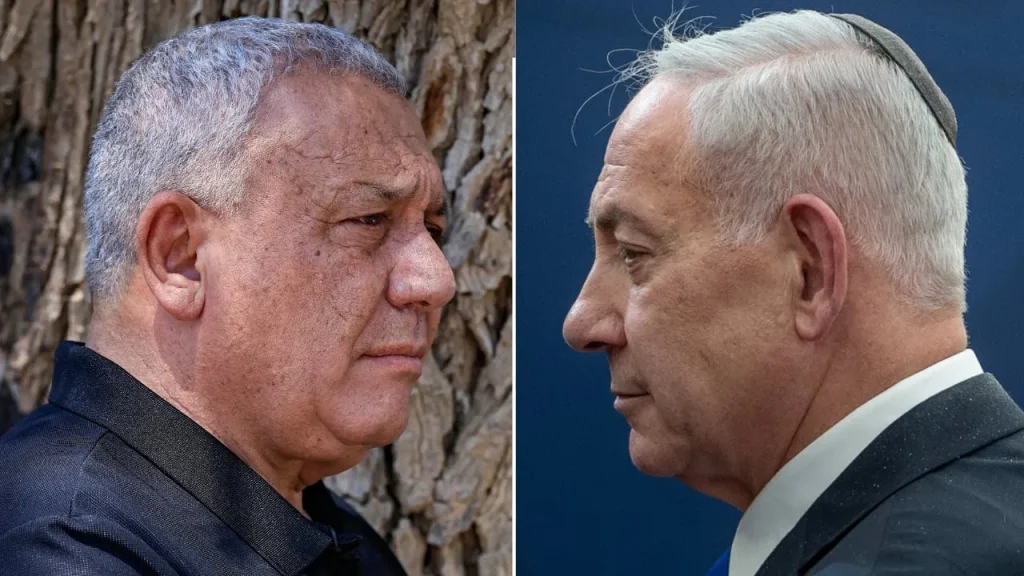 Perfiles de Netanyahu y Abbas, líderes israelí y palestino, mirándose.